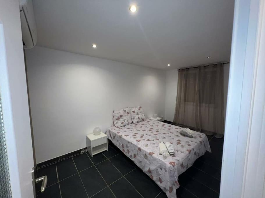 Grand Appartement Climatise Et Fonctionnel Marselha Exterior foto